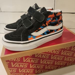 KIDS GLOW SHARKS SK8-MID